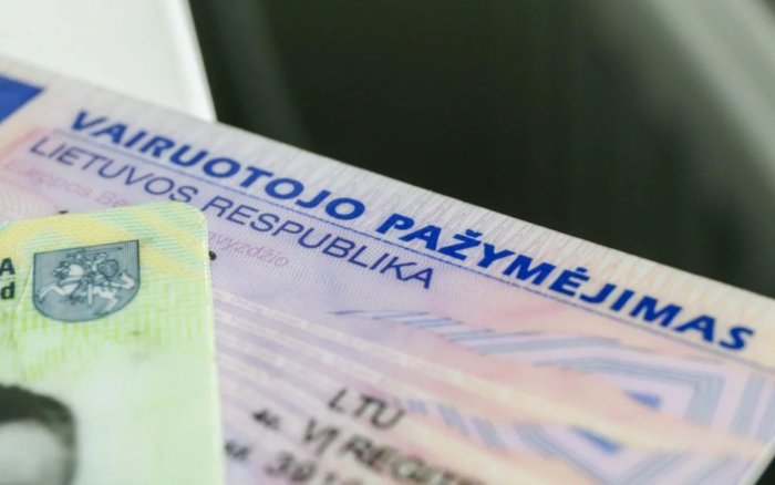 Asmuo nuteistas už netikrą vairuotojo pažymėjimą - skirta 3 400 eurų bauda